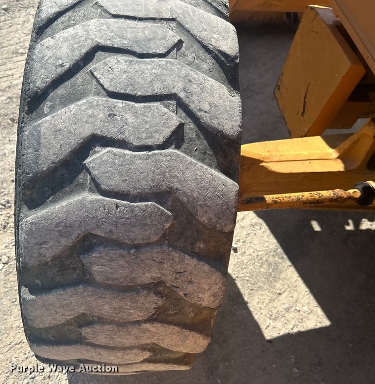 image for item DO1044 2003 Case 580 Super M backhoe