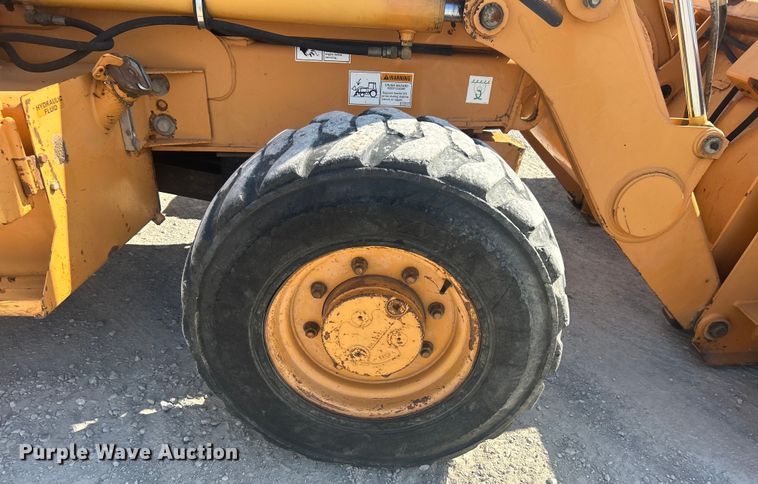 image for item DO1044 2003 Case 580 Super M backhoe