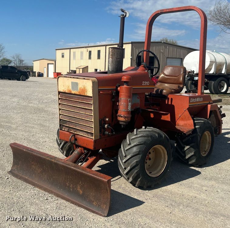 image for item DO1046 1988 Ditch Witch 2310 trencher