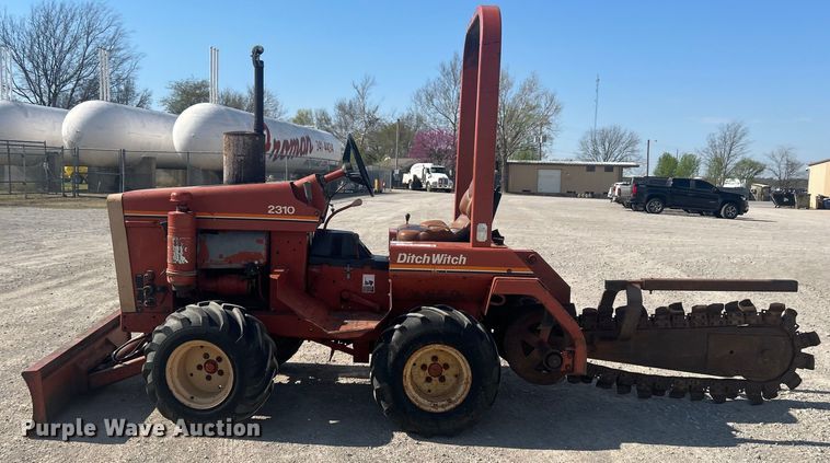 image for item DO1046 1988 Ditch Witch 2310 trencher