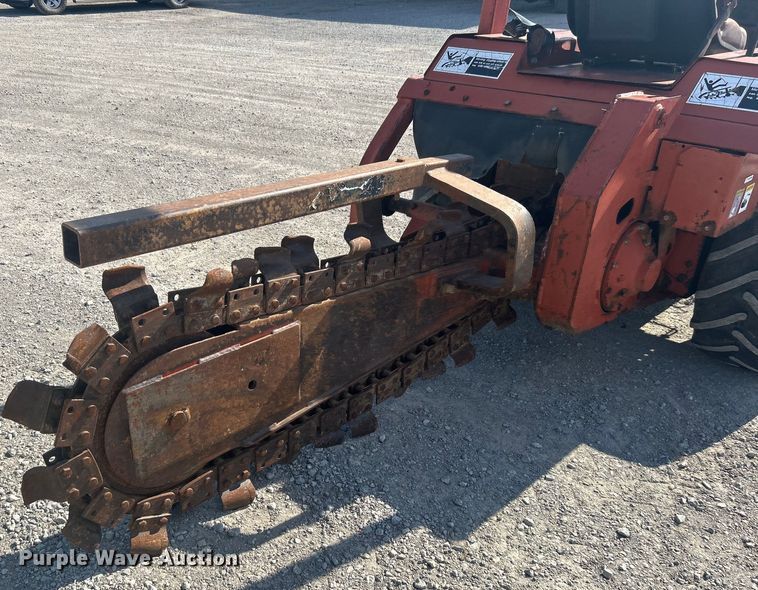 image for item DO1046 1988 Ditch Witch 2310 trencher