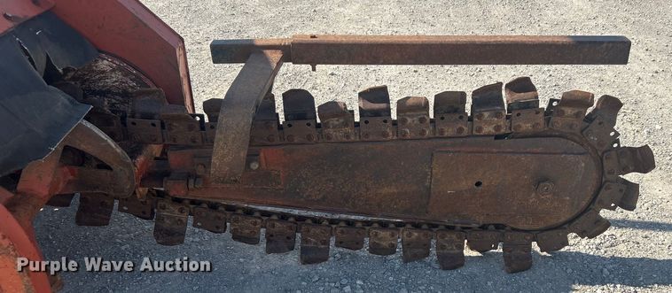 image for item DO1046 1988 Ditch Witch 2310 trencher
