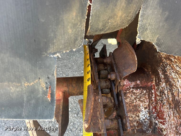 image for item DO1046 1988 Ditch Witch 2310 trencher