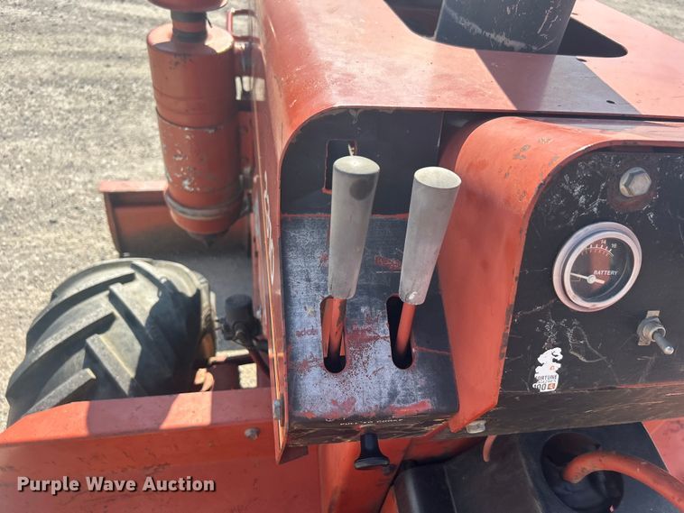 image for item DO1046 1988 Ditch Witch 2310 trencher