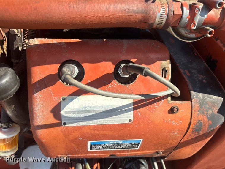 image for item DO1046 1988 Ditch Witch 2310 trencher