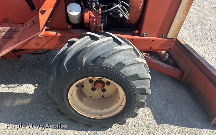 image for item DO1046 1988 Ditch Witch 2310 trencher