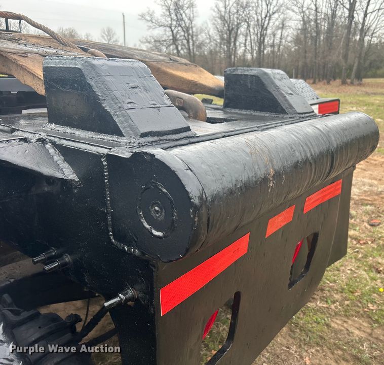 image for item DO1047 2007 Mack CTP713 semi truck