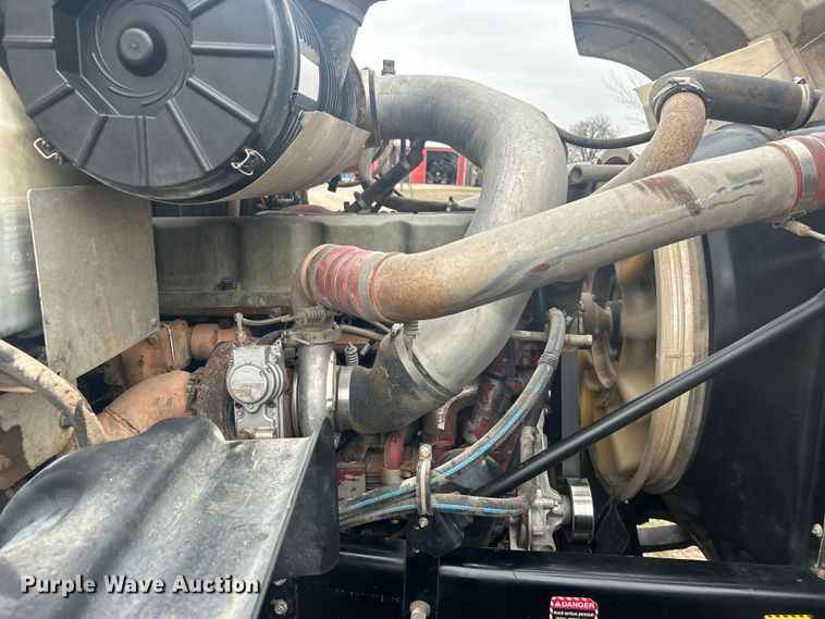 image for item DO1047 2007 Mack CTP713 semi truck