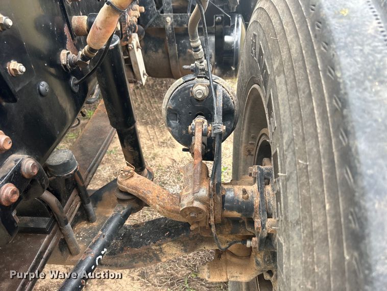 image for item DO1047 2007 Mack CTP713 semi truck