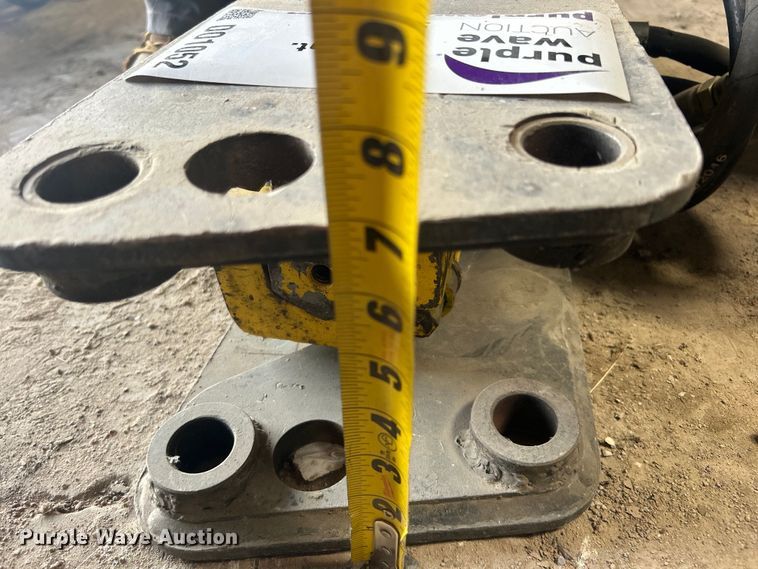 image for item DO1052 Breaker