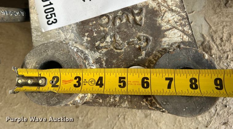 image for item DO1053 Breaker