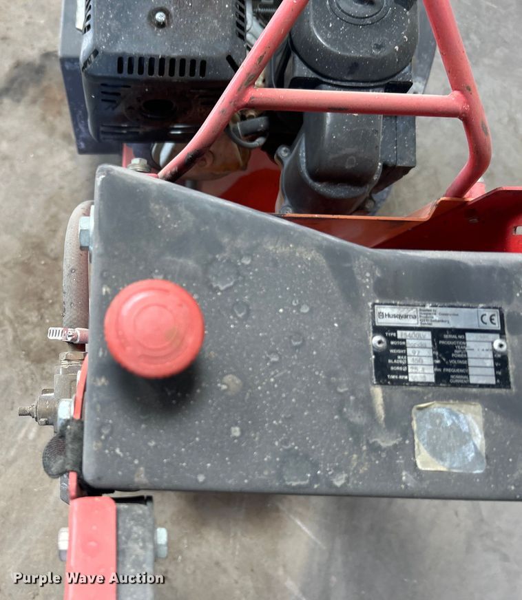 image for item DO1061 Husqvarna  FS400LV concrete saw