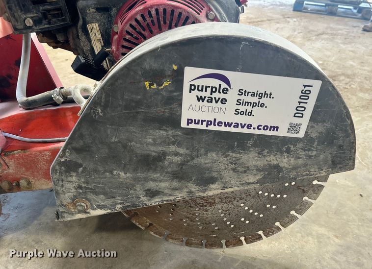 image for item DO1061 Husqvarna  FS400LV concrete saw