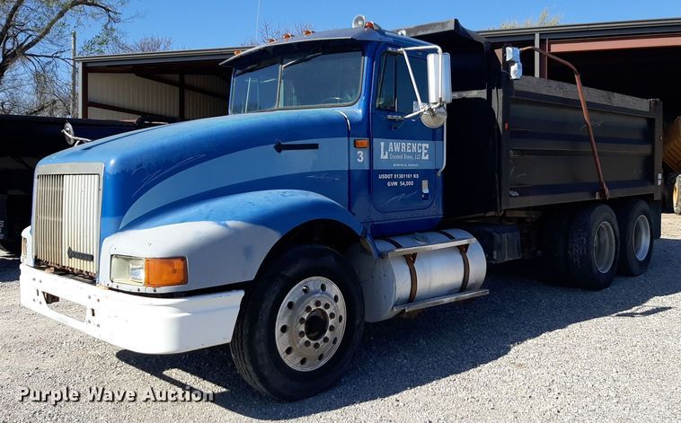 image for item DP2717 1993 International 9400 dump truck