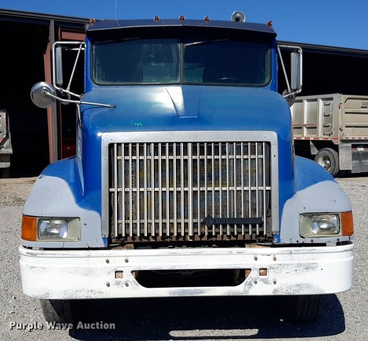 image for item DP2717 1993 International 9400 dump truck