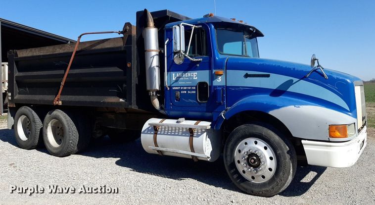 image for item DP2717 1993 International 9400 dump truck