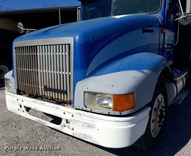 image for item DP2717 1993 International 9400 dump truck