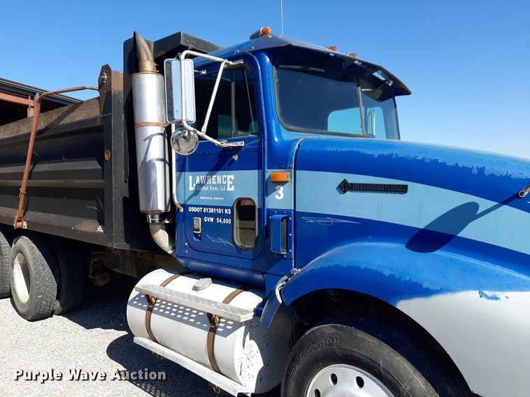 image for item DP2717 1993 International 9400 dump truck