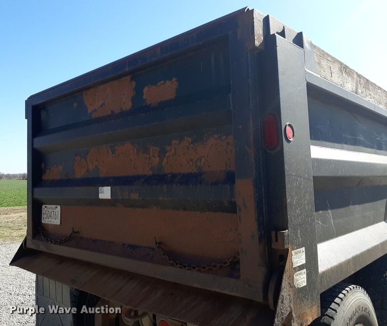 image for item DP2717 1993 International 9400 dump truck