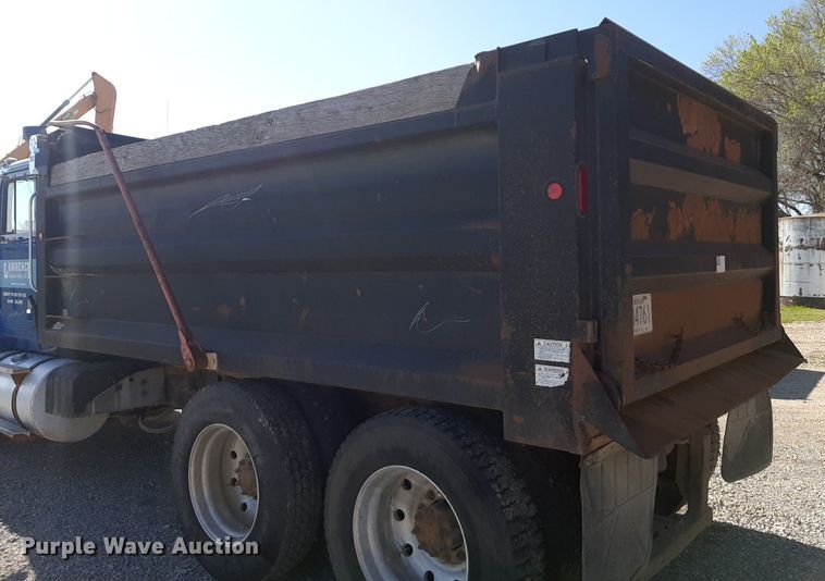 image for item DP2717 1993 International 9400 dump truck