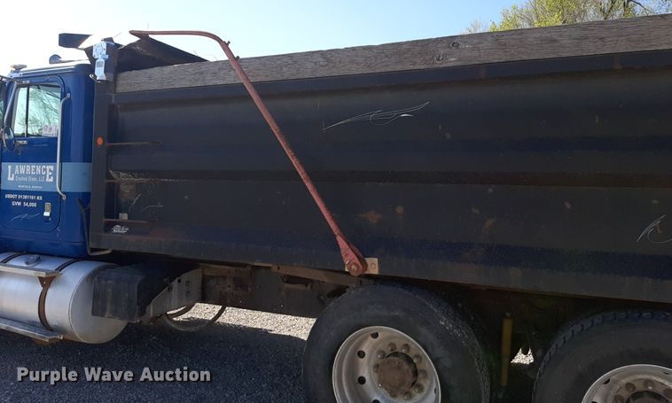 image for item DP2717 1993 International 9400 dump truck