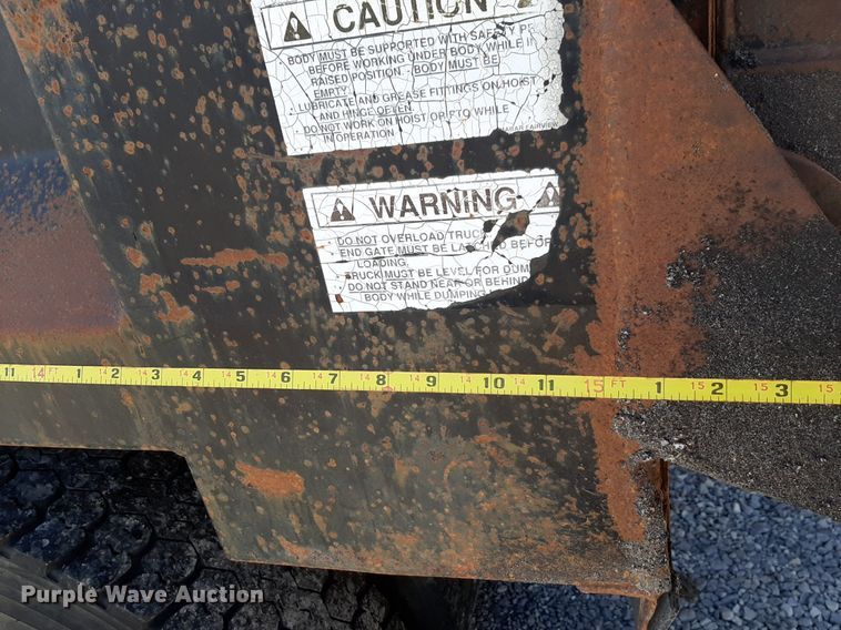 image for item DP2717 1993 International 9400 dump truck