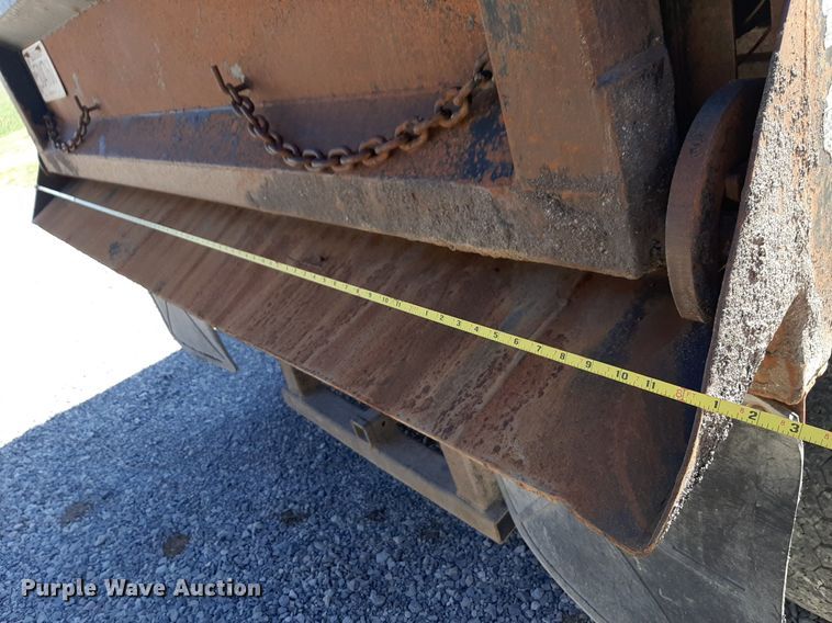 image for item DP2717 1993 International 9400 dump truck