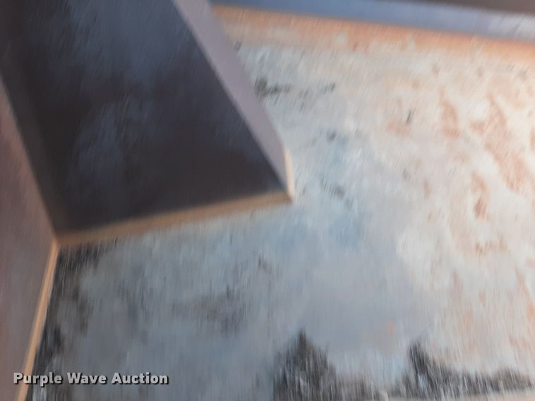 image for item DP2717 1993 International 9400 dump truck