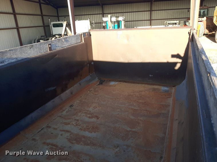 image for item DP2717 1993 International 9400 dump truck