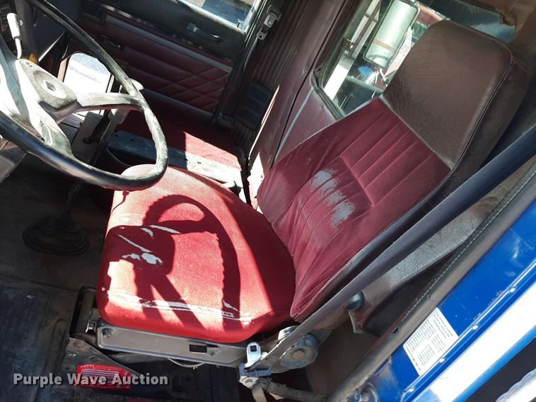 image for item DP2717 1993 International 9400 dump truck