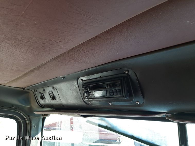 image for item DP2717 1993 International 9400 dump truck