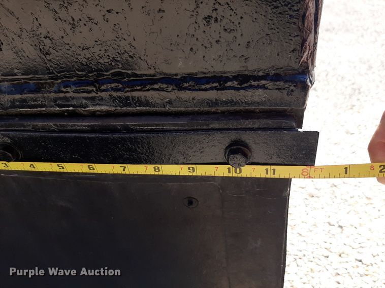 image for item DP2718 1993 Peterbilt 357 dump truck