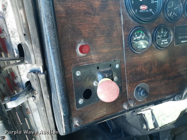 image for item DP2718 1993 Peterbilt 357 dump truck