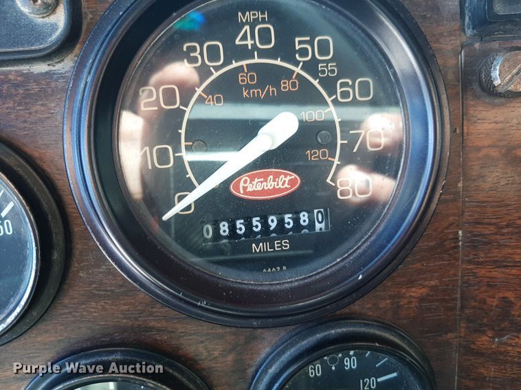 image for item DP2718 1993 Peterbilt 357 dump truck