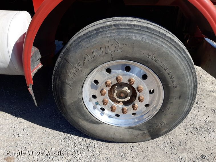 image for item DP2718 1993 Peterbilt 357 dump truck