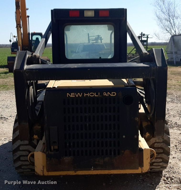image for item DP2721 1995 New Holland LX865 skid steer loader