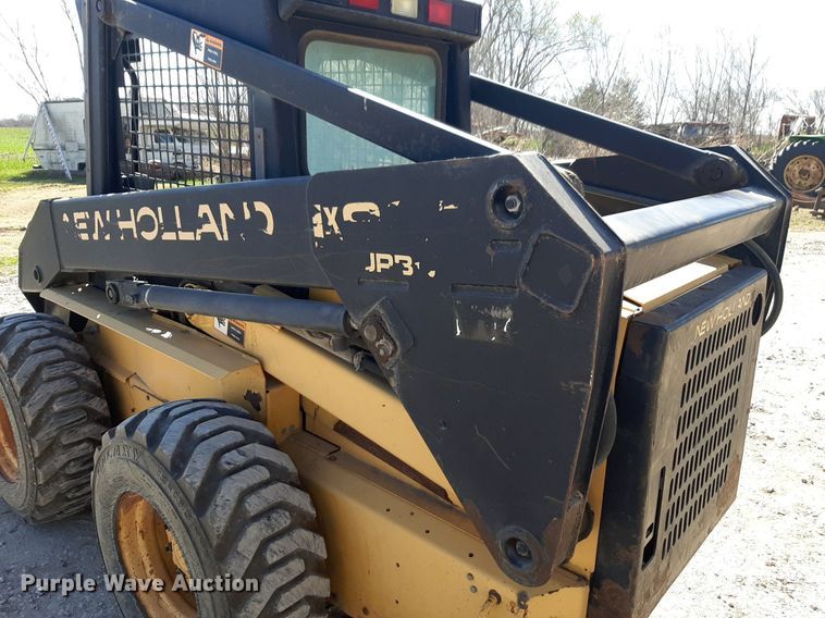 image for item DP2721 1995 New Holland LX865 skid steer loader