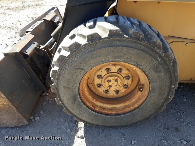 image for item DP2721 1995 New Holland LX865 skid steer loader