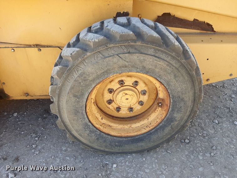 image for item DP2721 1995 New Holland LX865 skid steer loader