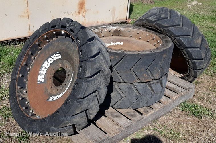 image for item DP2722 (4) Air Boss skid steer tires