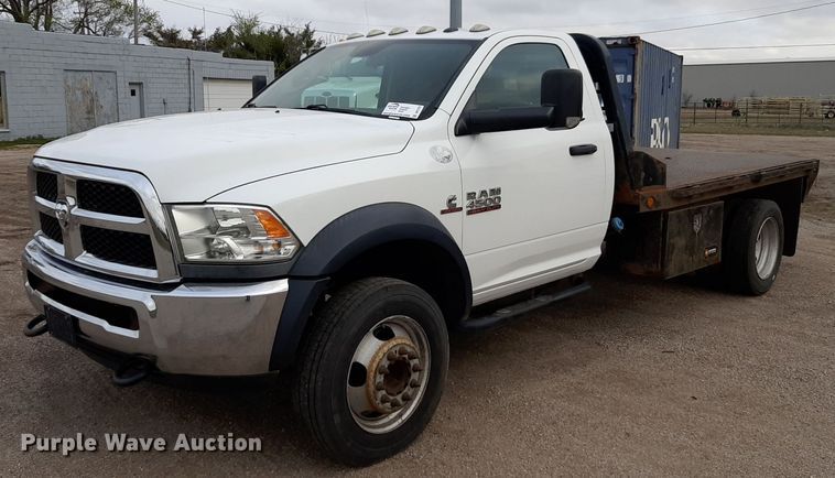 image for item DP2737 2017 Dodge Ram 4500 flatbed truck