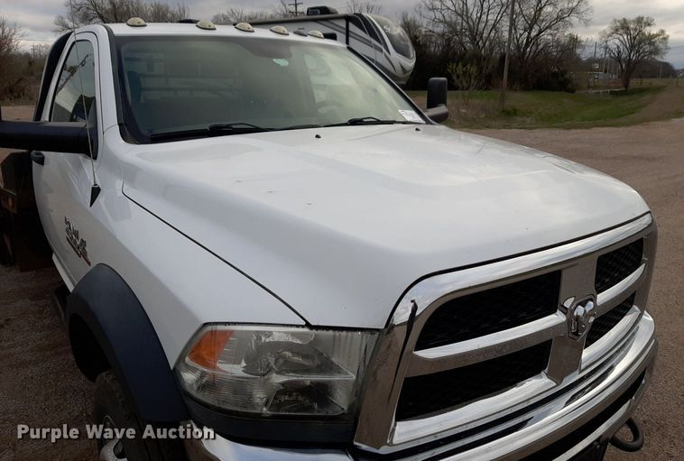 image for item DP2737 2017 Dodge Ram 4500 flatbed truck