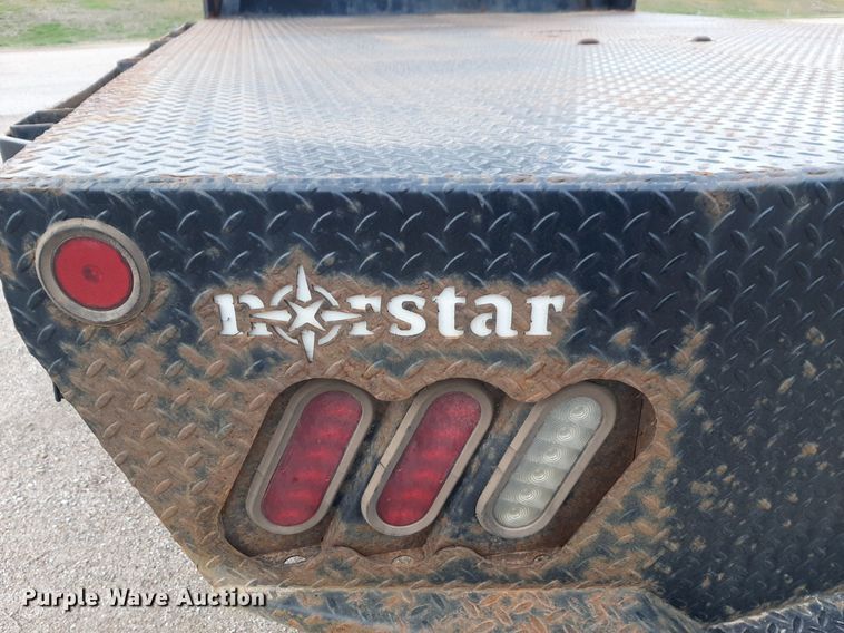 image for item DP2737 2017 Dodge Ram 4500 flatbed truck