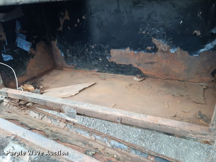 image for item DP2737 2017 Dodge Ram 4500 flatbed truck