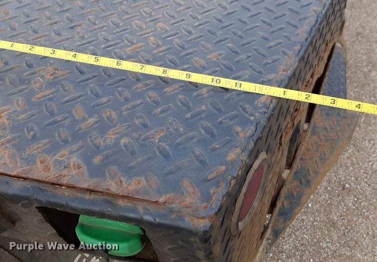 image for item DP2737 2017 Dodge Ram 4500 flatbed truck