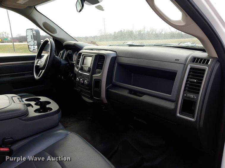 image for item DP2737 2017 Dodge Ram 4500 flatbed truck