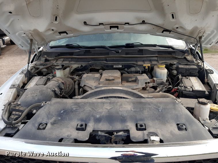 image for item DP2737 2017 Dodge Ram 4500 flatbed truck