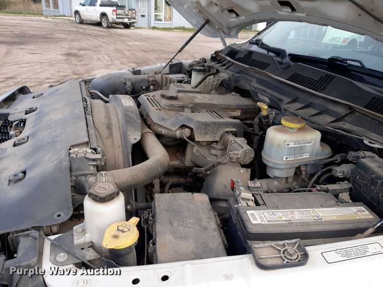 image for item DP2737 2017 Dodge Ram 4500 flatbed truck