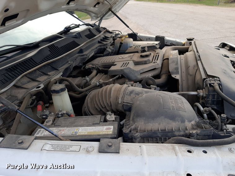 image for item DP2737 2017 Dodge Ram 4500 flatbed truck