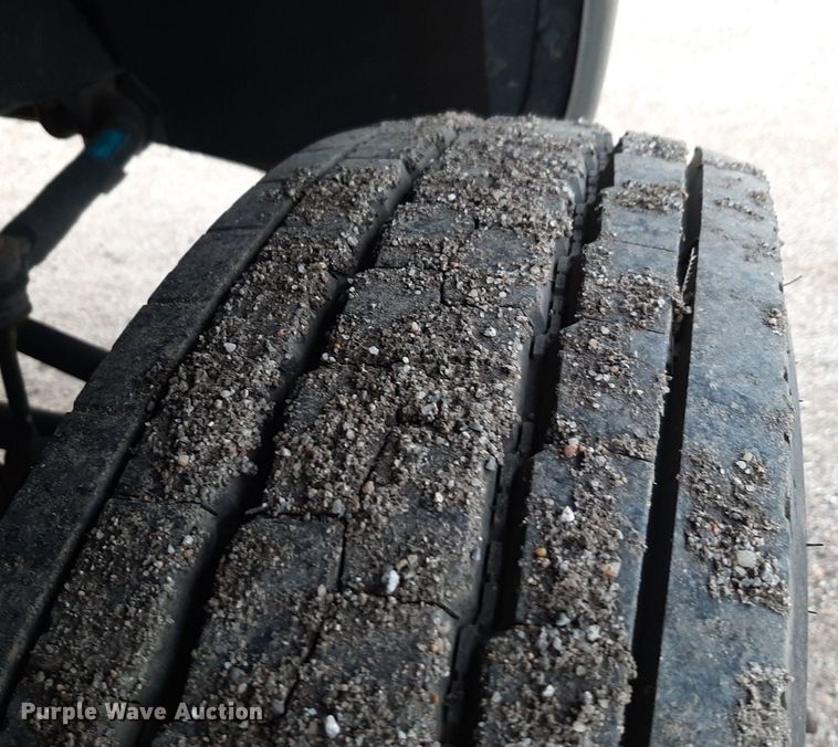 image for item DP2737 2017 Dodge Ram 4500 flatbed truck